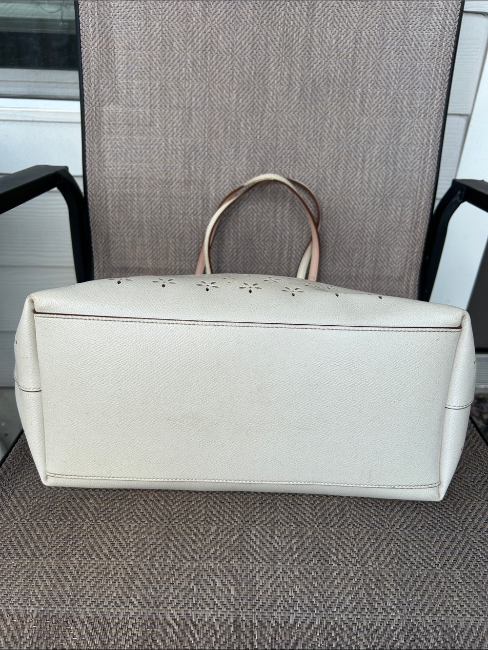 Coach Floral Laser-Cut Tote in Chalk with Blush Trim - Picture 8 of 13